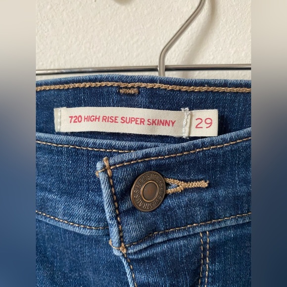 Levi’s 720 High Rise Super Skinny Distressed Jeans size 29 - Picture 4 of 5